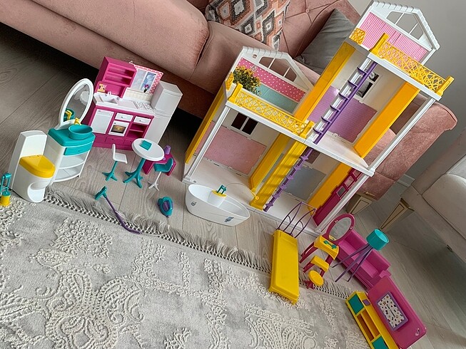 Beden Lindanın evi ( barbie evi )