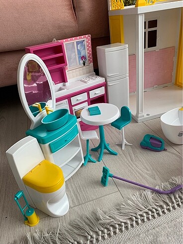  Beden Renk Lindanın evi ( barbie evi )