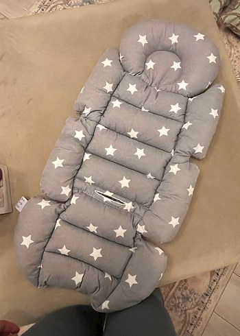 Gri Yıldız Desenli Bebek Uyku Minderi - Görsel 2