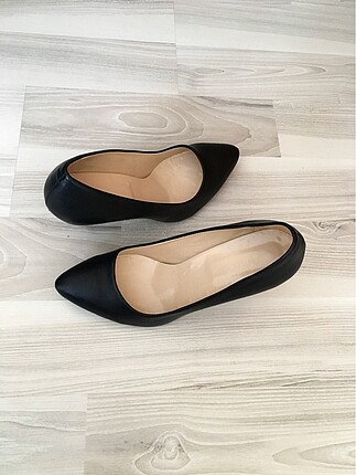 Siyah Stiletto