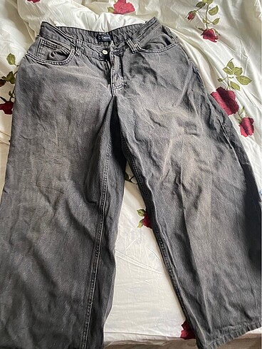 Baggy jeans