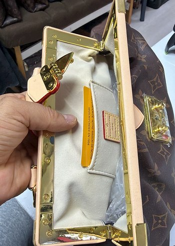 Zincir Detaylı Kahverengi Deri Kadın Çanta - Görsel 3