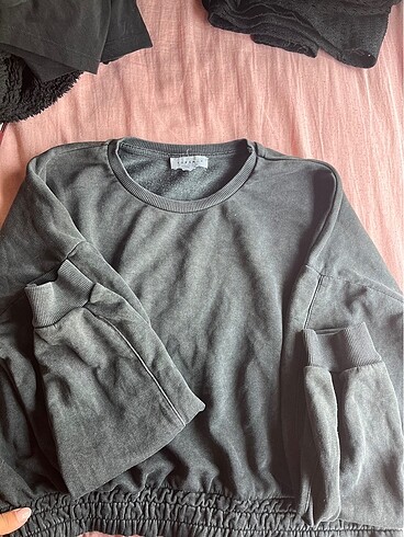 Gri crop sweatshirt