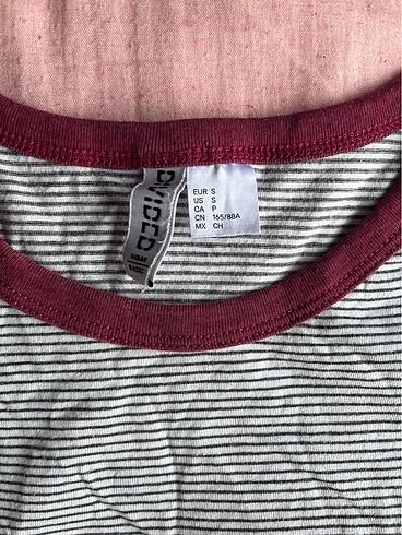 H&m tshirt