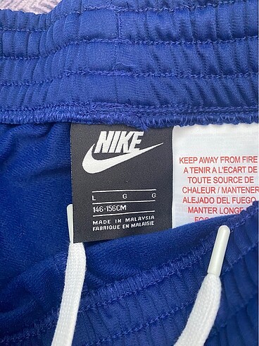 12-13 Yaş Beden lacivert Renk Nike orjinal çocuk eşofmanı