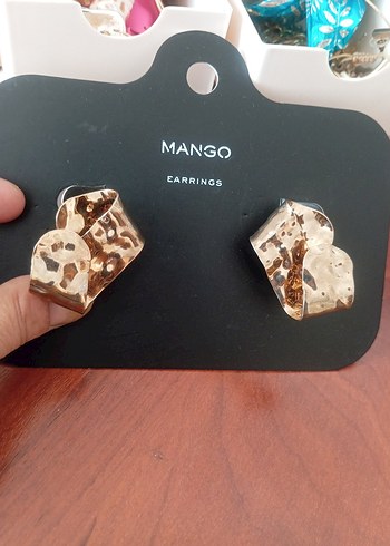 Altın Renk mango küpe