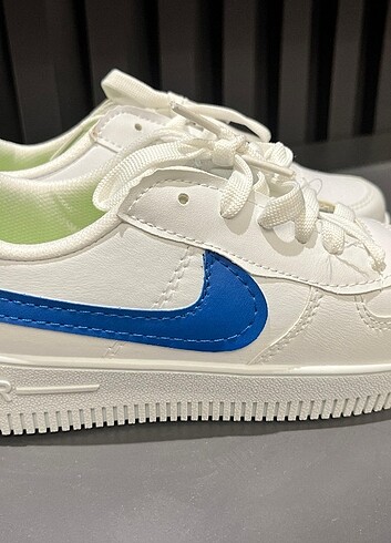 38 Beden beyaz Renk NIKE KADİN AYAKKABI