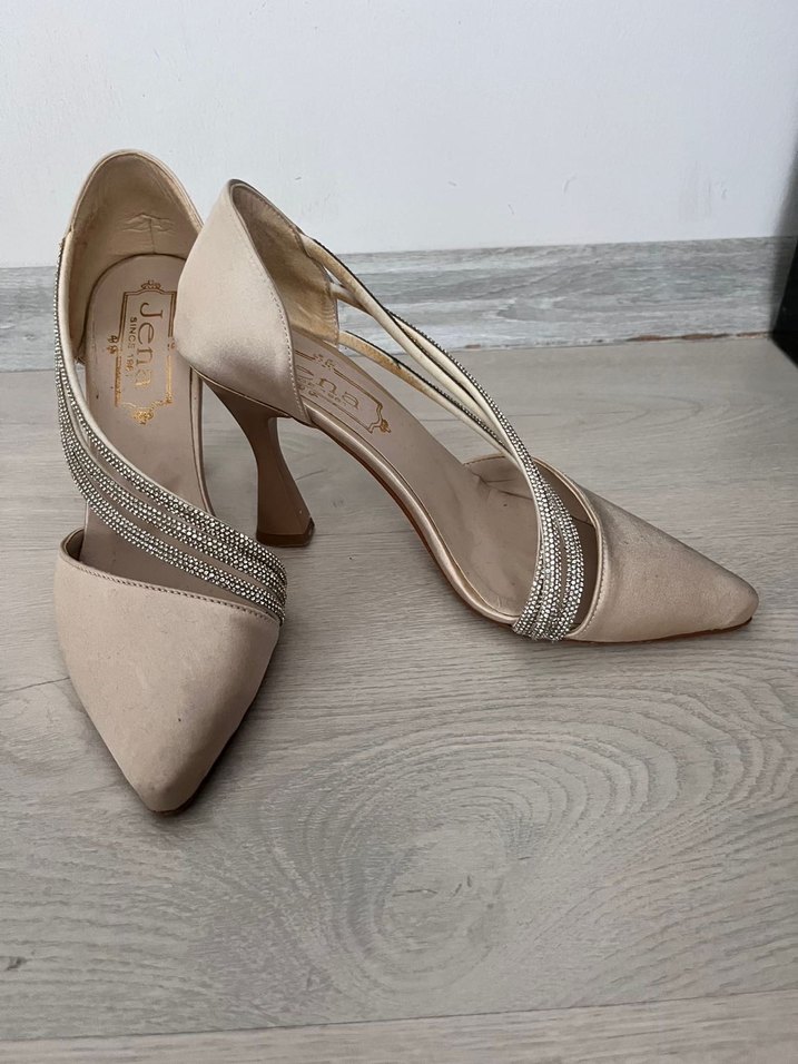 Bej saten ayakkabı - Görsel 3