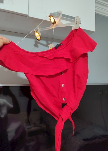 40 Beden kırmızı Renk Tek omzu düşük crop