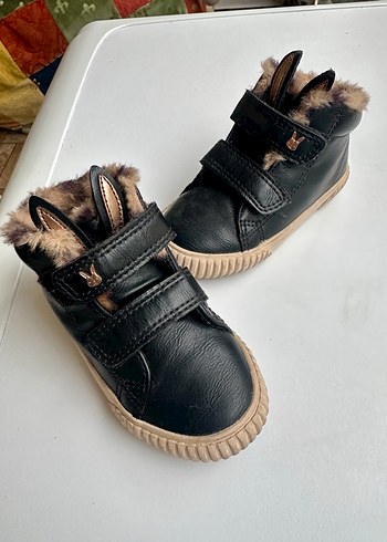 Next Next Baby Çocuk Botu Yeni Gibi