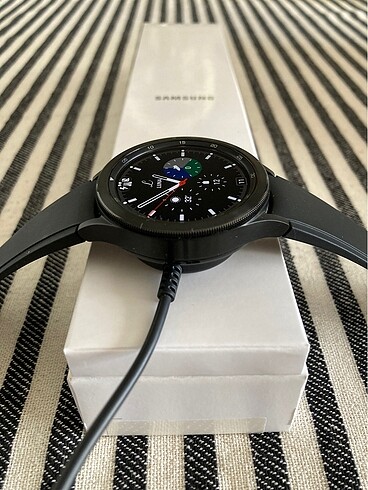 Samsung Galaxy Watch4 Classic
