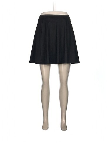 Stradivarius Mini Etek %70 İndirimli.