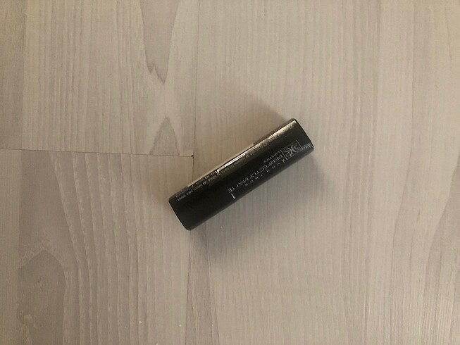 Avon Marvelous Mocha ruj
