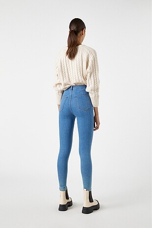 Pull and Bear Pull and bear