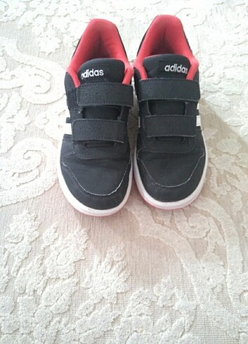 34 numara adidas ayakkabı