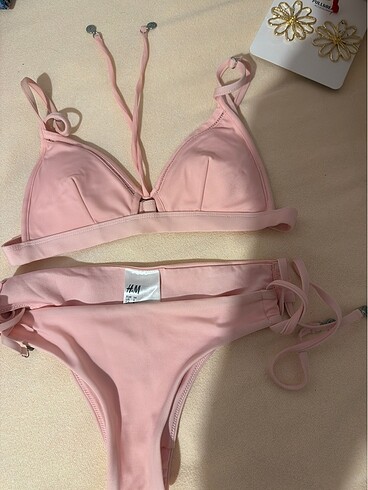 H&M uçuk pembe bikini takım