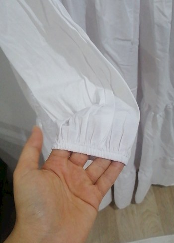 Uzun Beyaz Keten Fırfırlı tesettür Elbise - Görsel 4