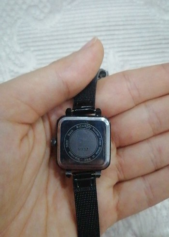 Minimalist Siyah Kadın Saat - Görsel 2