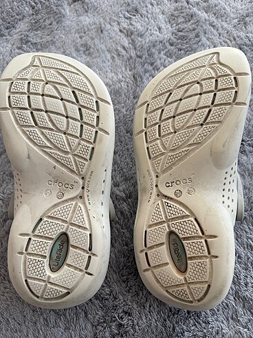 40 Beden gri Renk Crocs