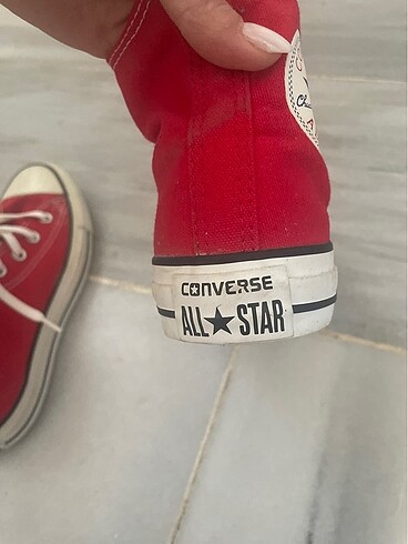 37 Beden kırmızı Renk Kırmızı uzun Convers