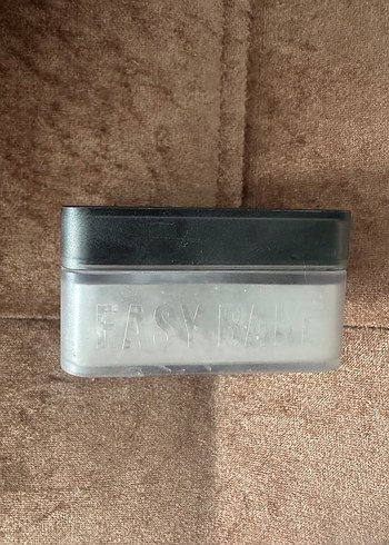 Huda Beauty Pudra - Görsel 2