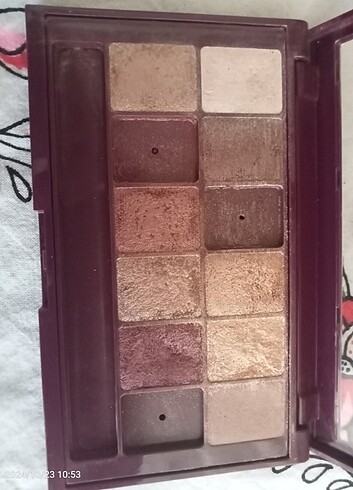Beden Maybelline far paleti