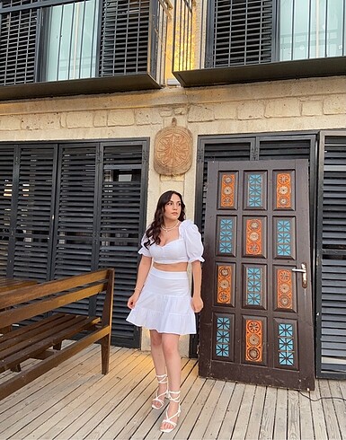 Beyaz alt üst takım