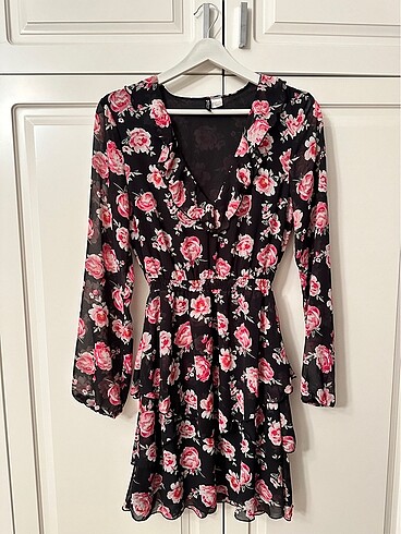 H&M Elbise