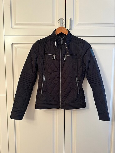 Belstaff Kapitone Mont