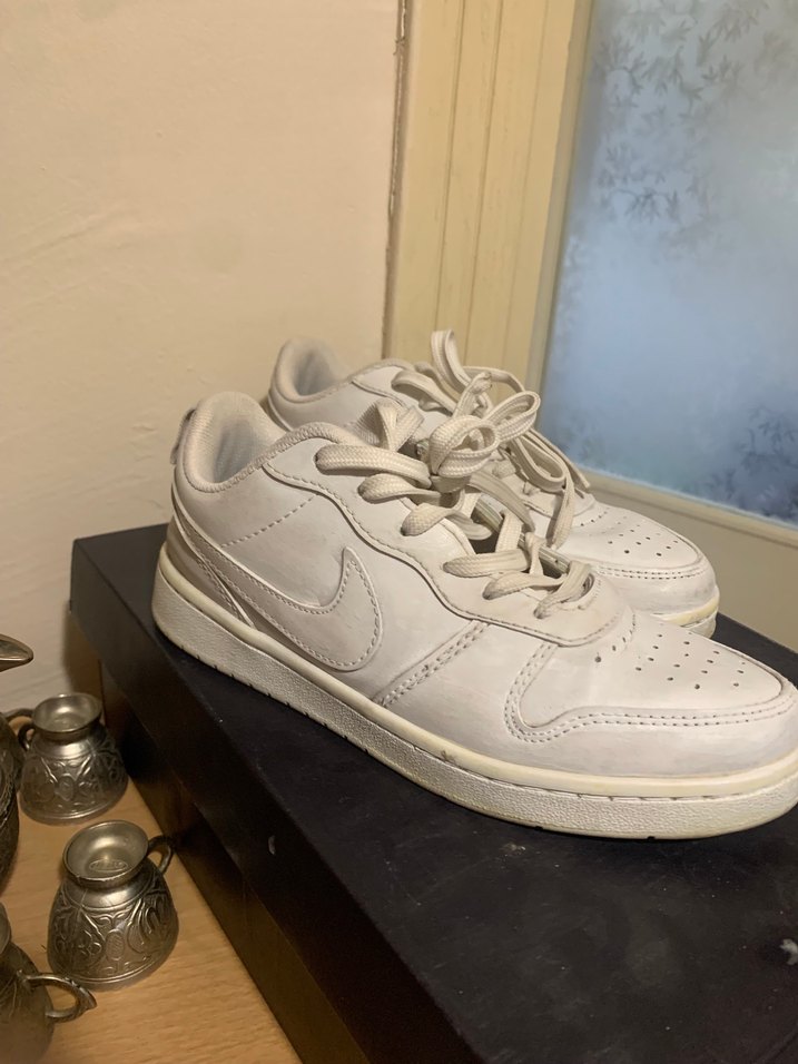 Beyaz Spor Ayakkabı - Görsel 2