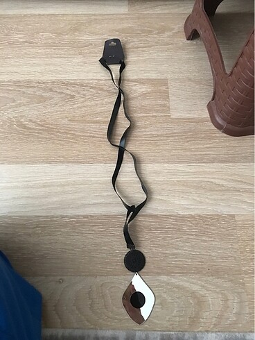  Beden siyah Renk Kolye
