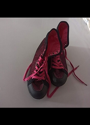 Converse Bağcıklı bilek boy spor ayakkabı 