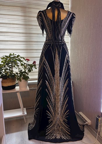 m Beden siyah Renk Altın İşlemeli Uzun Gotik Kadın Abiye