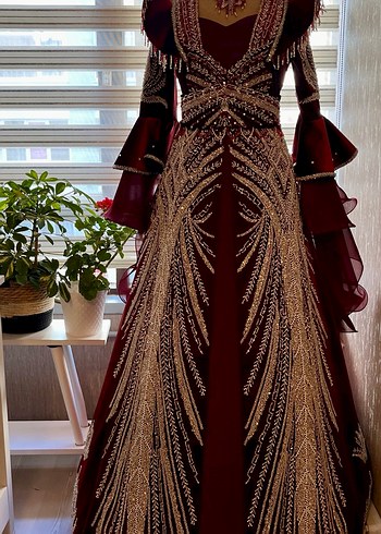 Abiye Bordo İşlemeli Uzun Kollu Henna Elbise