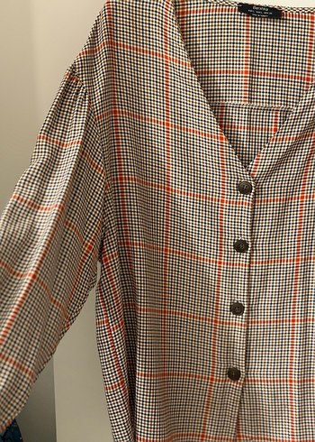 Bej Gri Kareli V Yakalı Kadın Gömlek - Görsel 3