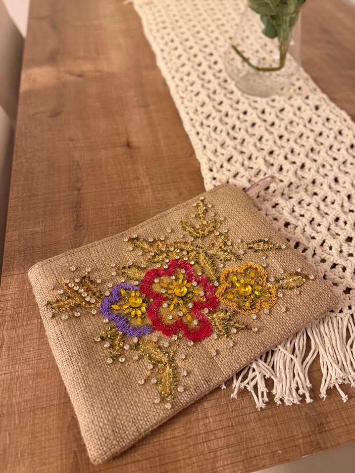 İşlemeli Boncuklu Bohem Kadın Portföy Çanta - Görsel 4