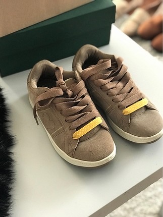 Bershka sneaker