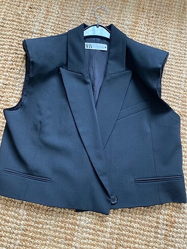Zara Crop Blazer