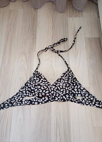36 Beden bikini üstü