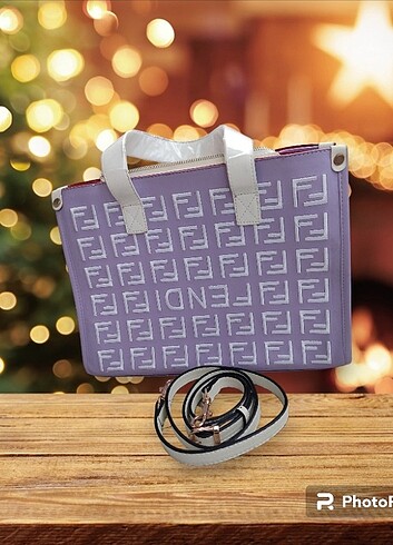 Fendi modelinde çanta 