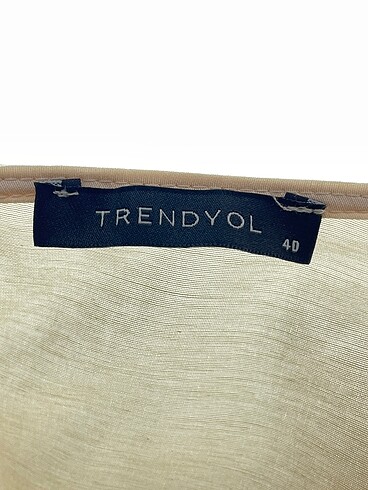 40 Beden çeşitli Renk Trendyol & Milla Bluz %70 İndirimli.