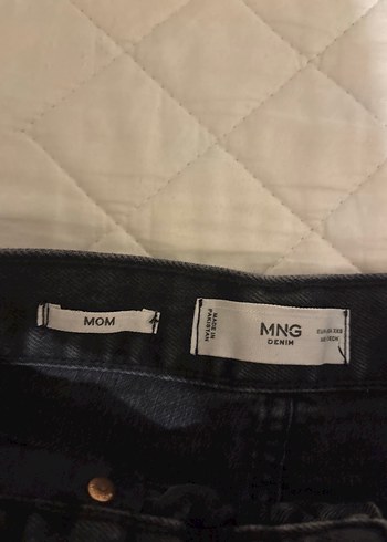 Mango Düğmeli Siyah Denim Mini Etek