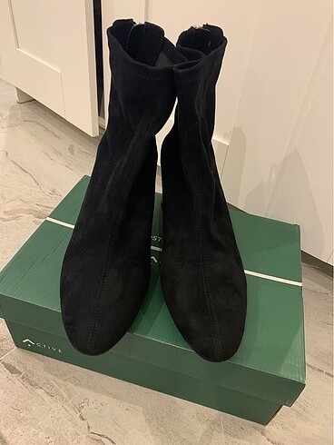 Zara süet bot