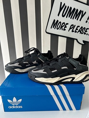 38 Beden Adidas Niteball
