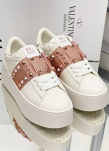 Valentino Valentino