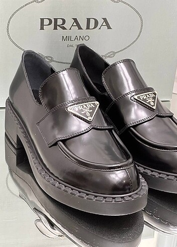 37 Beden Prada