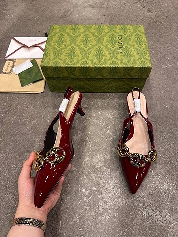 37 Beden bordo Renk Gucci