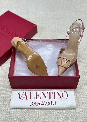40 Beden Valentino