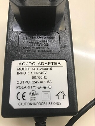 Adaptör