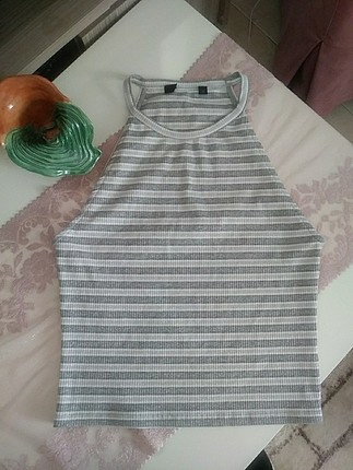 Çizgili sim detaylı crop